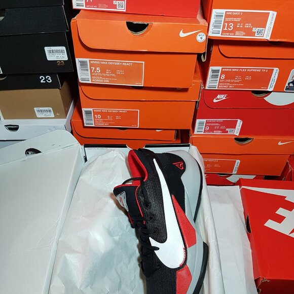 NIKE AIR ZOOM FREAK II "BRED" MEN'S US SIZE 9 BRAND NEW IN BOX - Picture 6 of 10